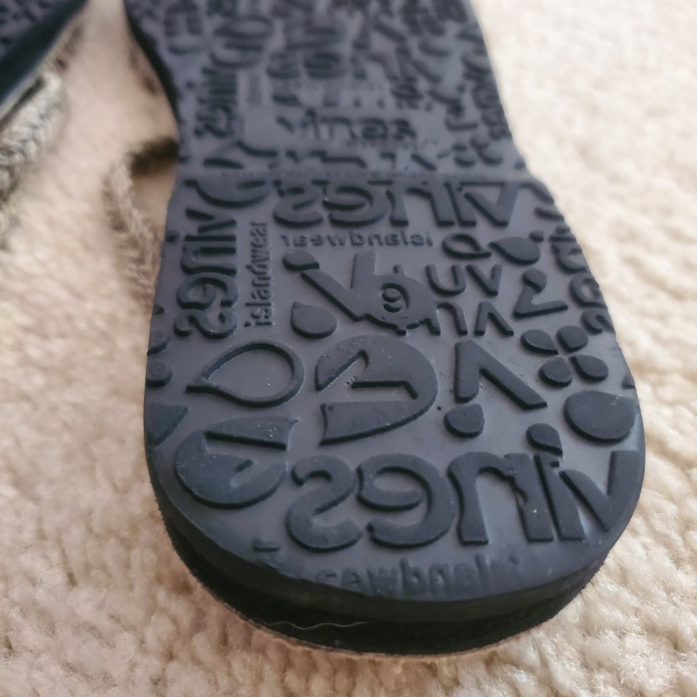 Sandals - Picture 7 of 11